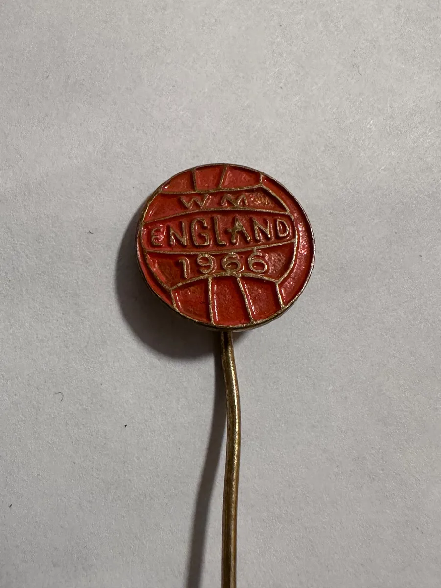 1966 W.M.A England Basketball Stick Pin - Vintage Sports Enamel Badge 2