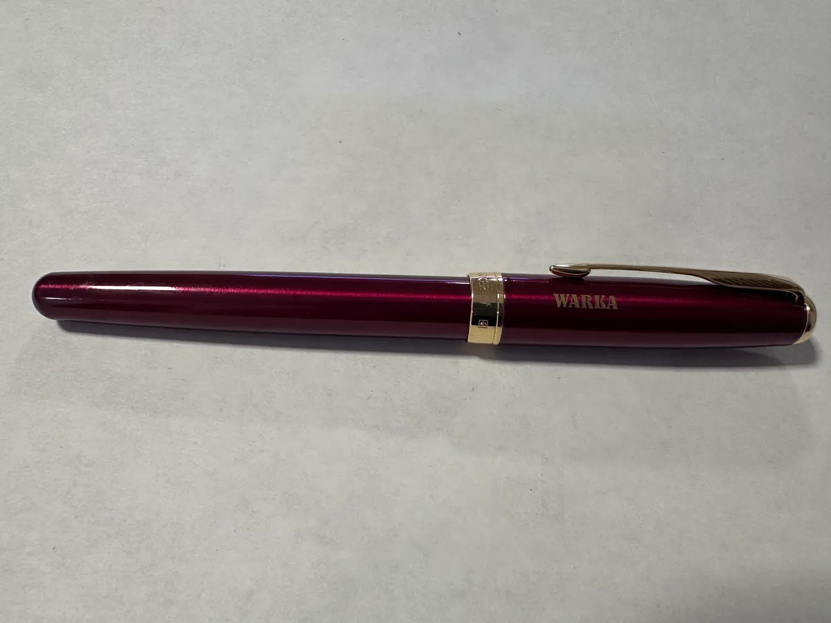 Parker Sonnet Fountain Pen - 18K Gold Nib - Red Lacquer