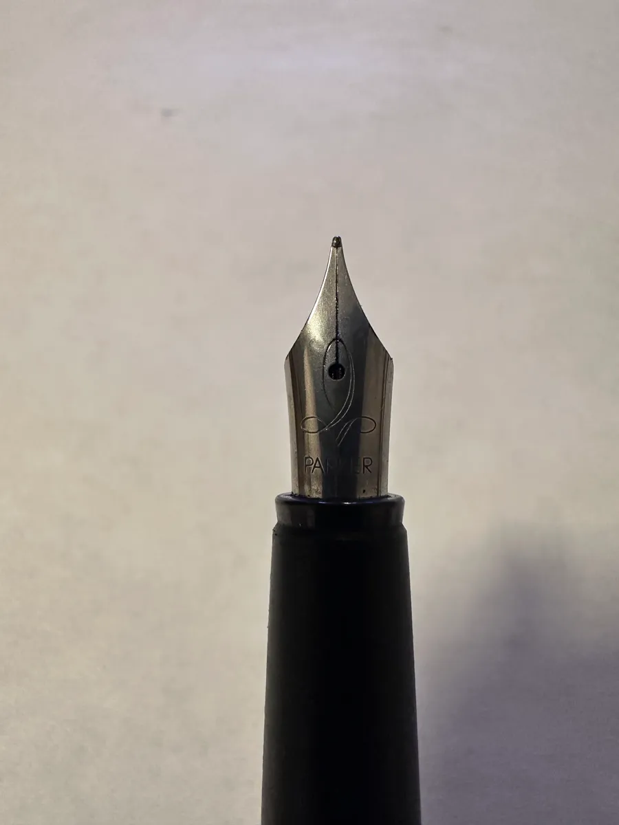 Parker Frontier Fountain Pen - Green Barrel 5