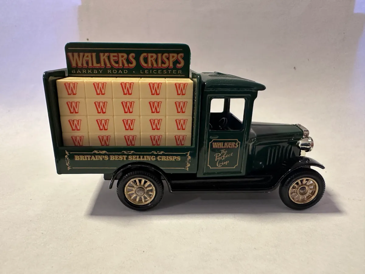 Lledo Days Gone diecast delivery van - Walkers Crisps 5