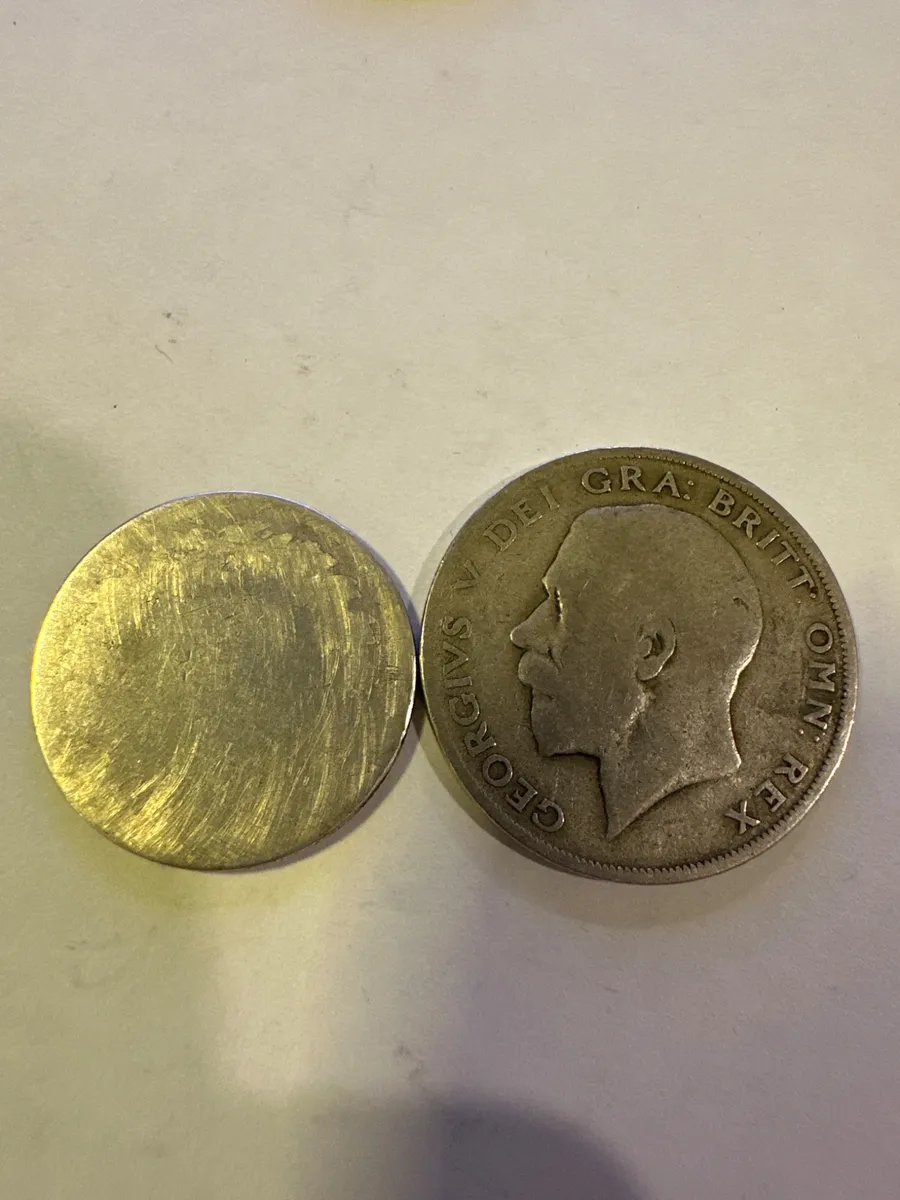 2 Silver Coins Lot 1922 Great Britain Halfcrown George V 1979 Silver Coin 22.97g Total 2