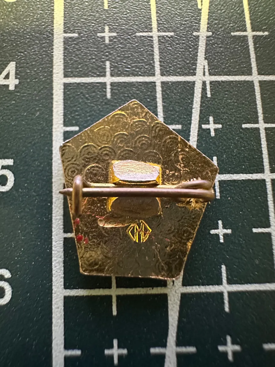 Vintage USSR Soviet Sports Enamel Pin CCCP Gymnastics Athletic Badge 3