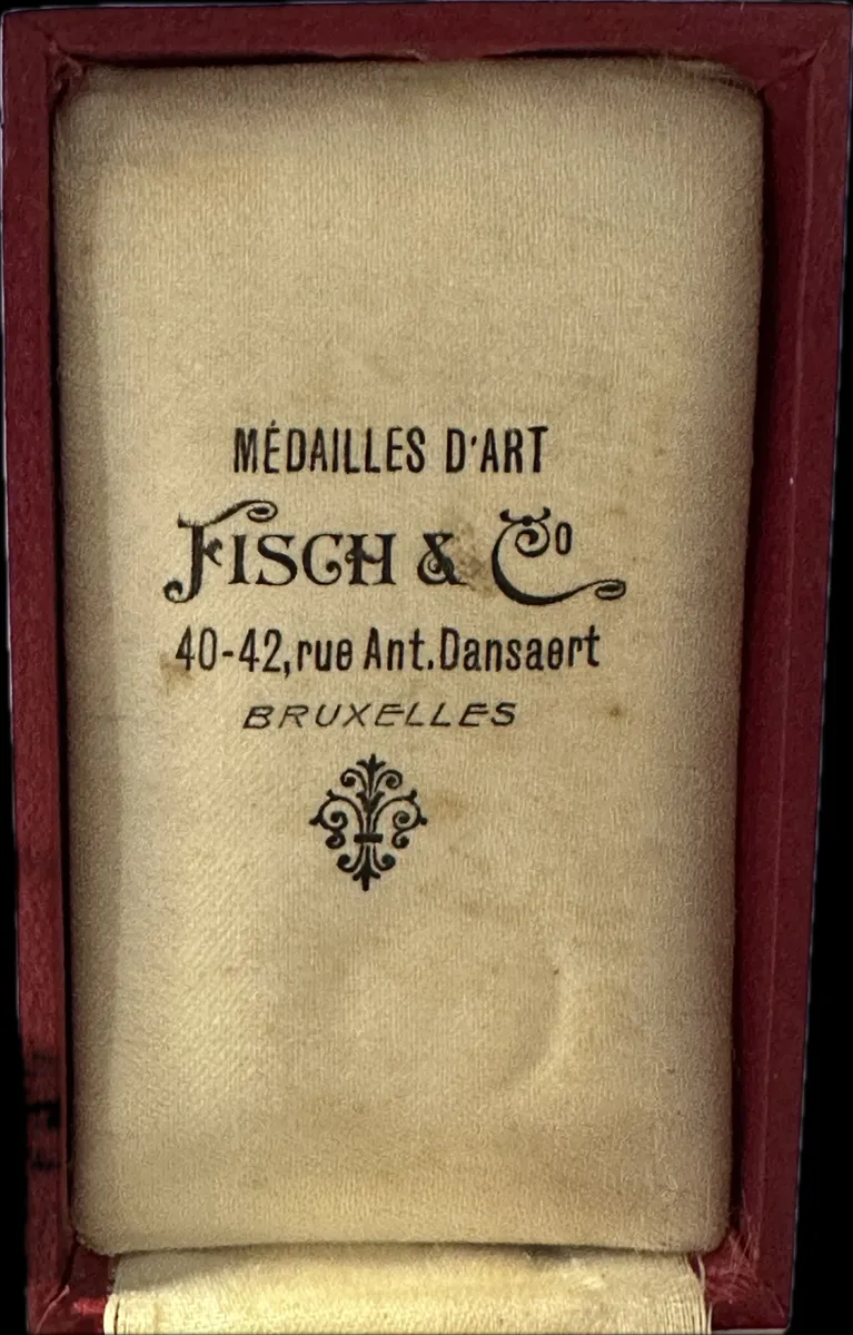 Belgian Labour Decoration Second Class Medal - With Original Case 5