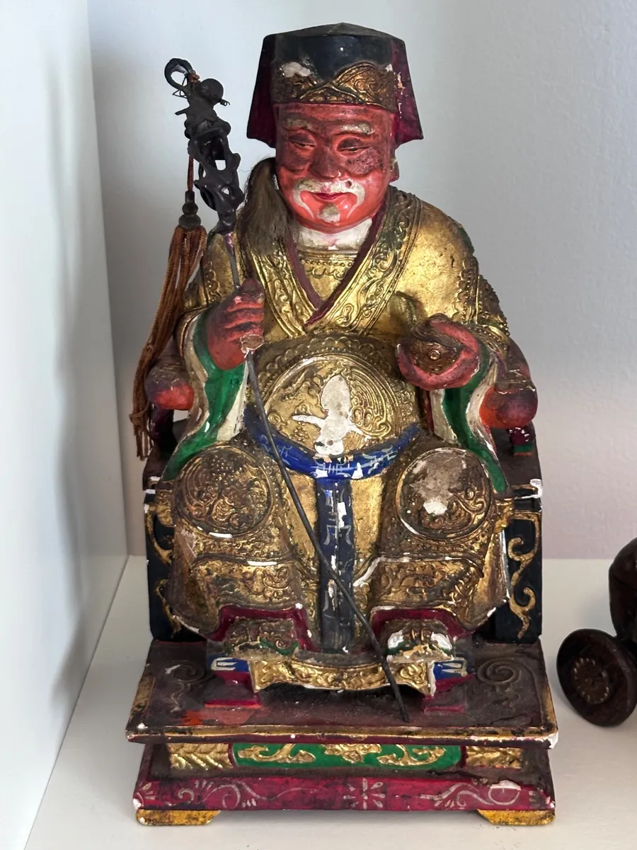 Antique Chinese Carved & Gilt Wood Temple Figure — Seated Dignitary / Civil-Official Deity, Inscribed "SW 1912" 7