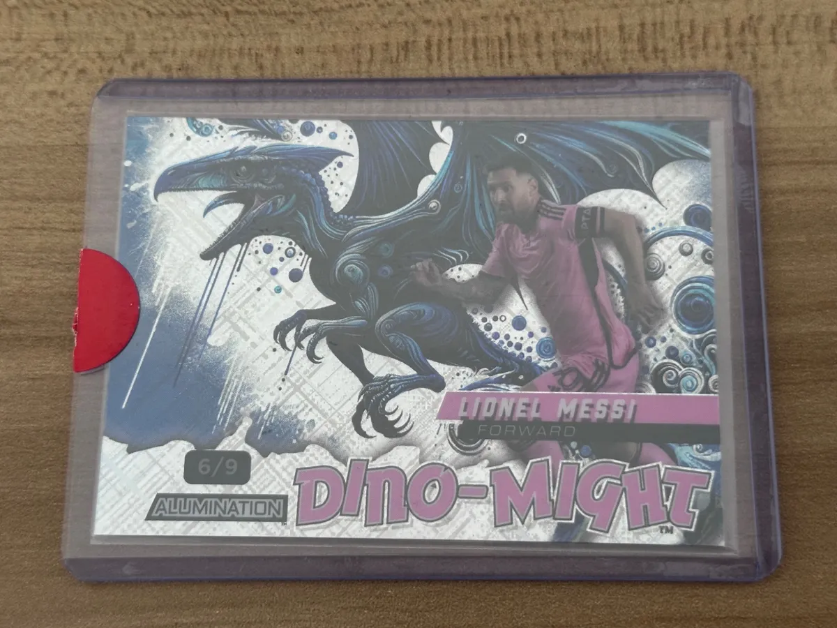 Lionel Messi Dino-Might /9 - Aluminations - Case Hit - Miami - Soccer Insert Card 2