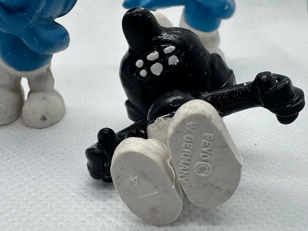 Vintage Smurfs Figurines Set 4