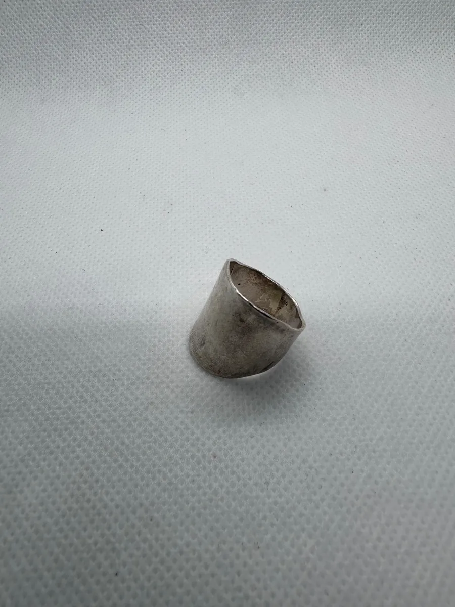 Sterling Silver Wide Tapered Band Ring - US 7.5 4