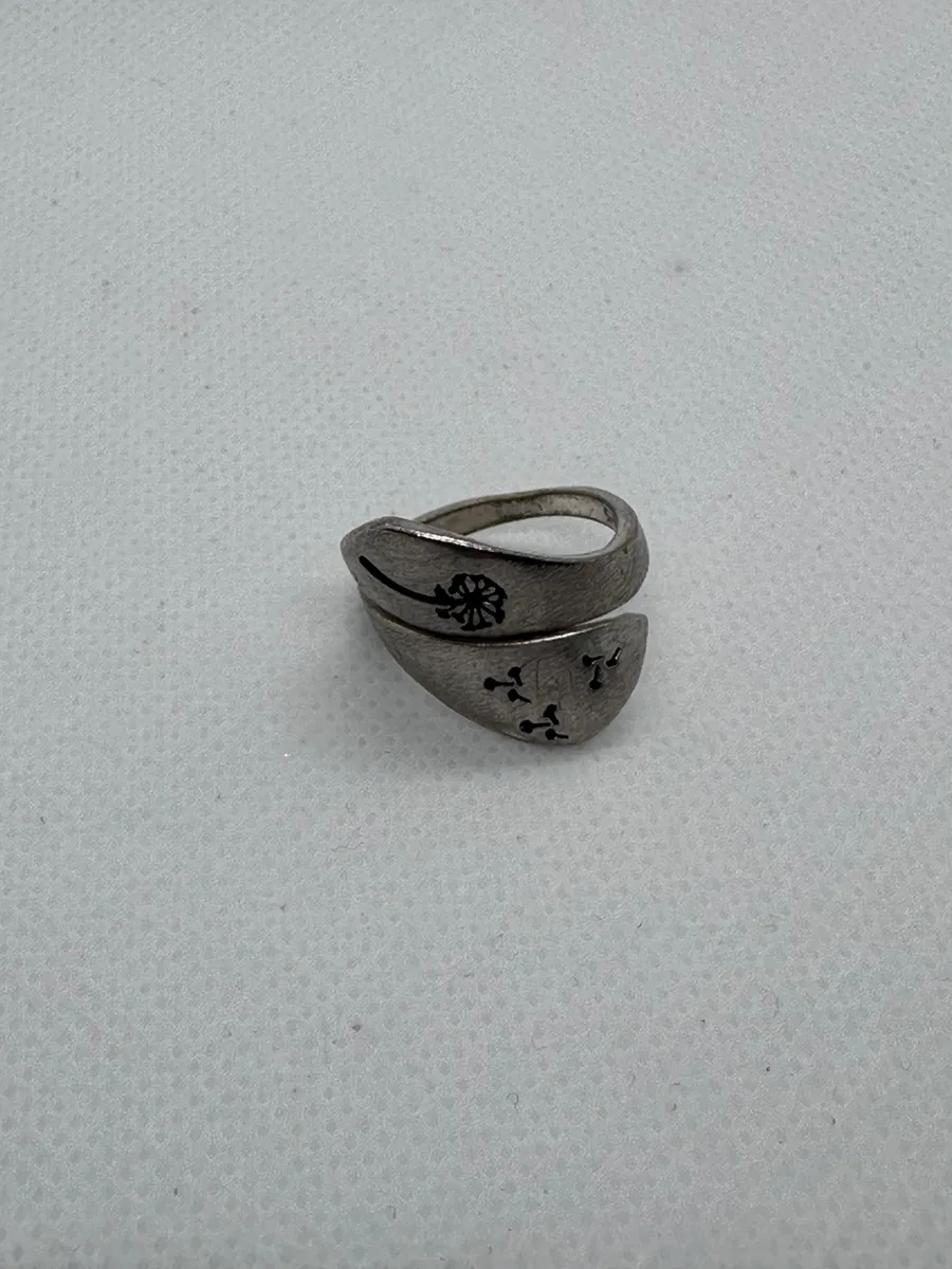 Sterling Silver Wrap Ring with Dandelion Design - US size 6 2