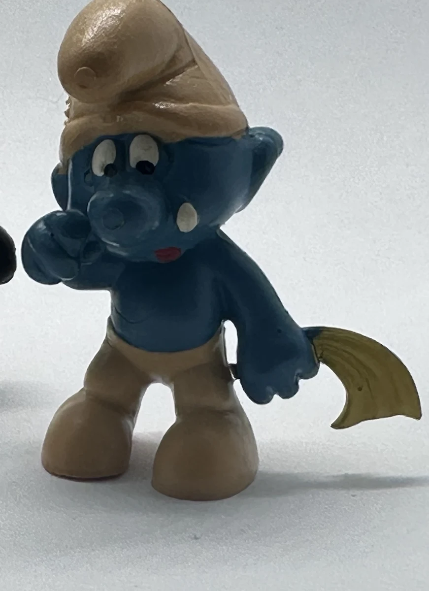 Vintage Schleich Crying Smurf 20018 with Yellow Tissue - Peyo W. Germany